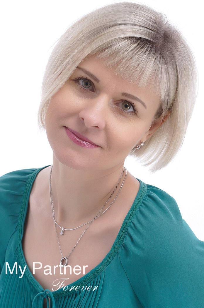 Dating with Charming Belarusian Lady Viktoriya from Grodno, Belarus