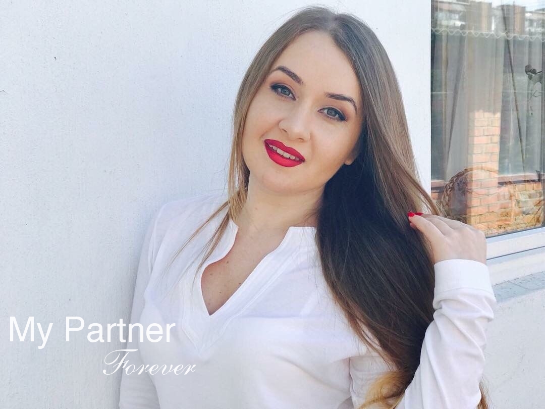 Dating with Charming Ukrainian Girl Anastasiya from Vinnitsa, Ukraine