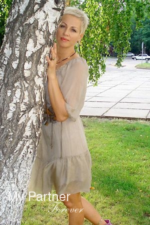 Dating with Sexy Ukrainian Woman Nataliya from Zaporozhye, Ukraine