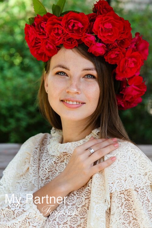 Dating with Single Russian Lady Mariya from Almaty, Kazakhstan