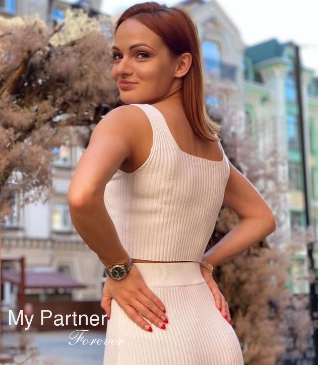 Dating with Stunning Ukrainian Girl Irina from Kiev, Ukraine