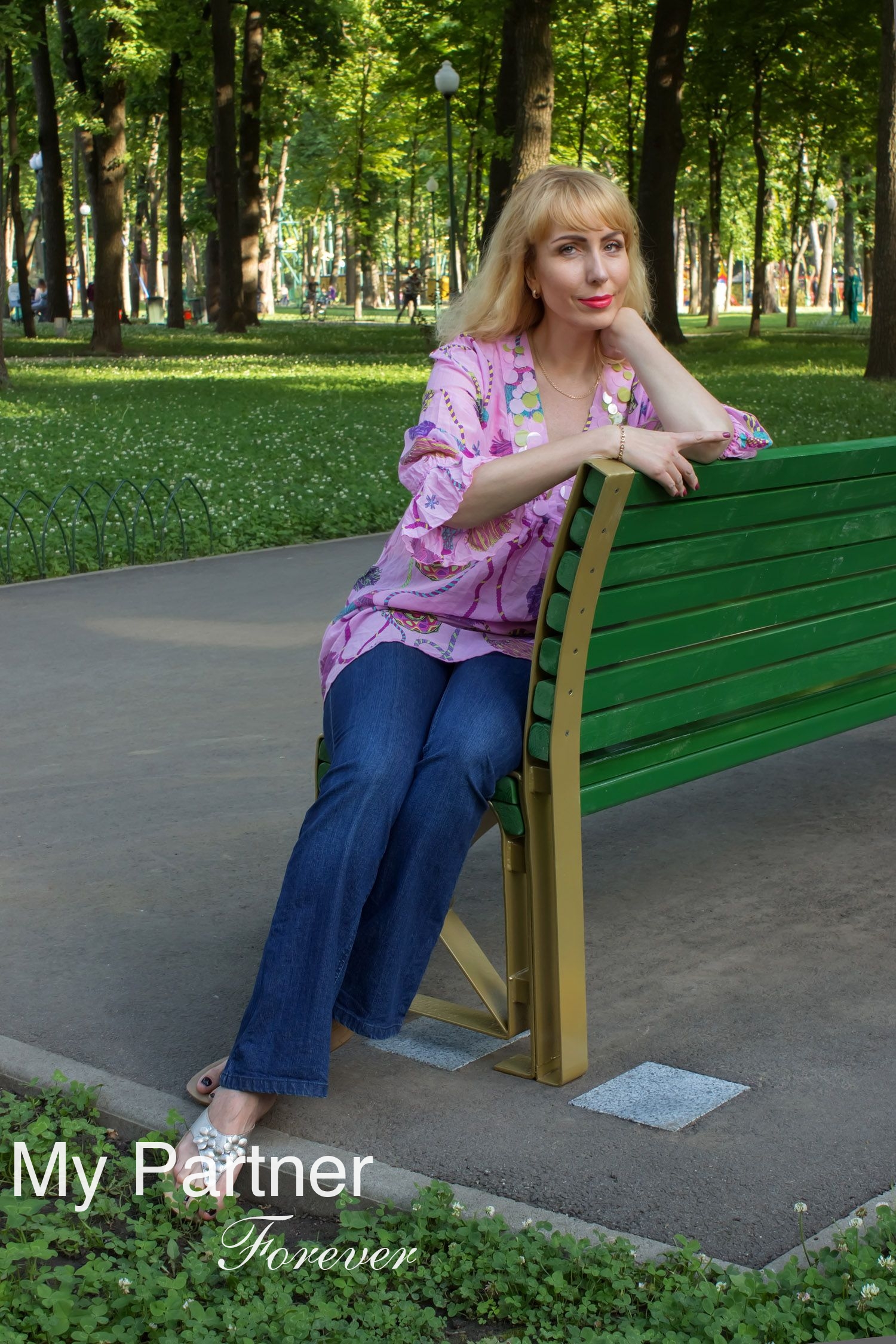 Dating with Stunning Ukrainian Lady Svetlana from Kharkov, Ukraine