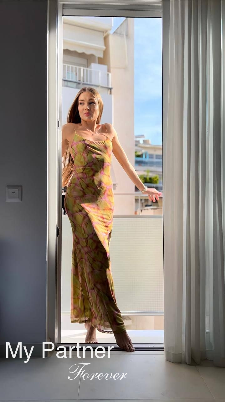 Dating with Ukrainian Girl Nataliya from Kiev, Ukraine