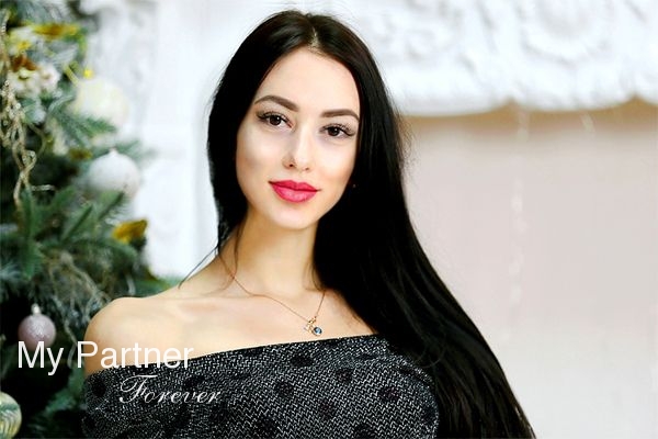 Datingsite to Meet Beautiful Ukrainian Girl Elena from Sumy, Ukraine