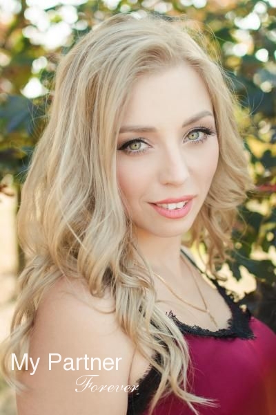 Datingsite to Meet Beautiful Ukrainian Girl Olga from Zaporozhye, Ukraine