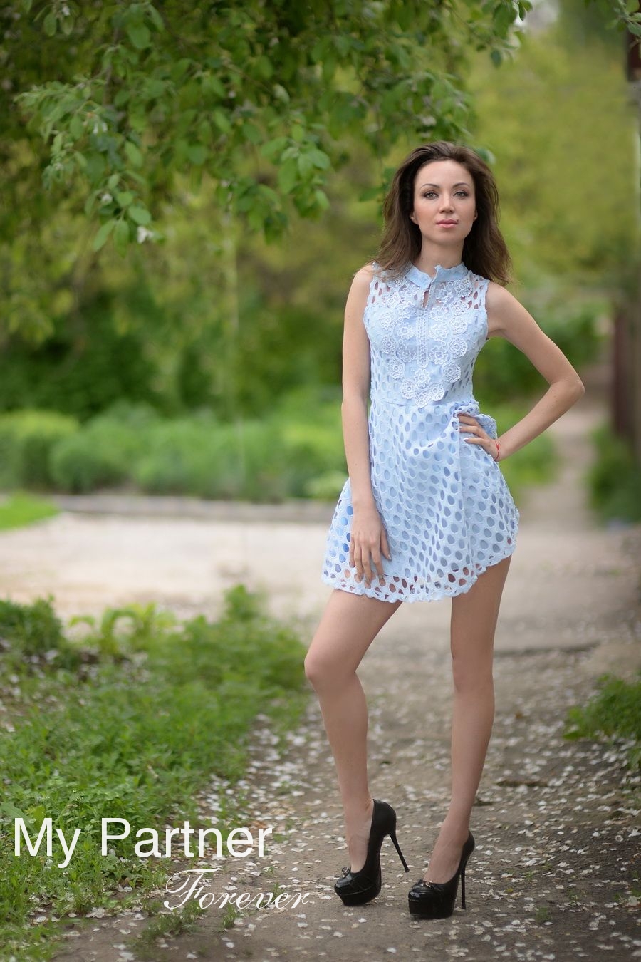 Datingsite to Meet Beautiful Ukrainian Woman Lilya from Kharkov, Ukraine