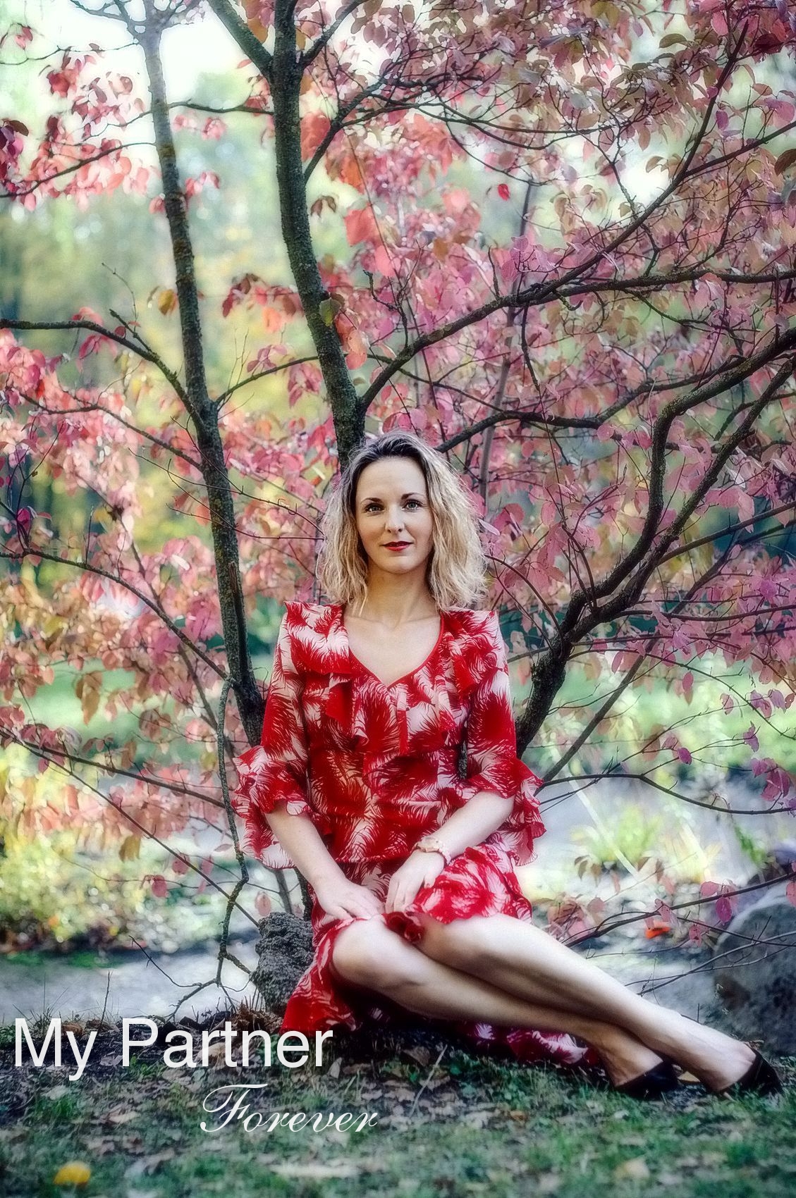 Datingsite to Meet Charming Ukrainian Girl Alena from Cherkasy, Ukraine