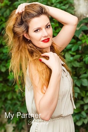 Datingsite to Meet Charming Ukrainian Lady Irina from Zaporozhye, Ukraine