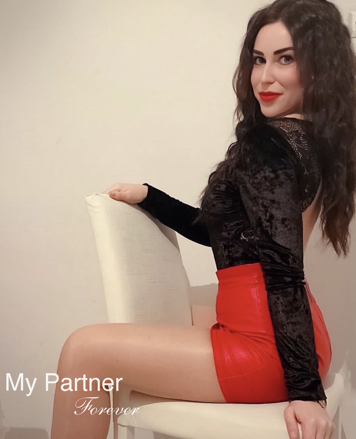 Datingsite to Meet Gorgeous Ukrainian Girl Alyona from Dniepropetrovsk, Ukraine