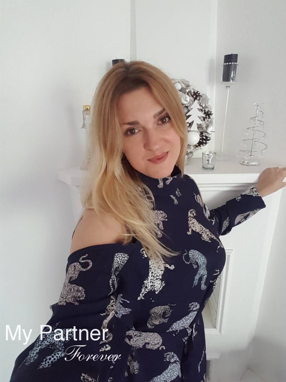 Datingsite to Meet Gorgeous Ukrainian Woman Anna from Zaporozhye, Ukraine