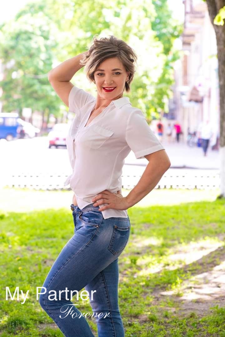 Datingsite to Meet Pretty Ukrainian Girl Svetlana from Poltava, Ukraine