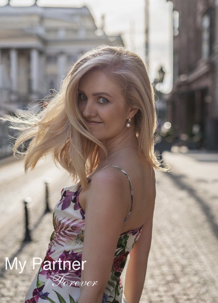 Datingsite to Meet Pretty Ukrainian Lady Lilya from Kiev, Ukraine