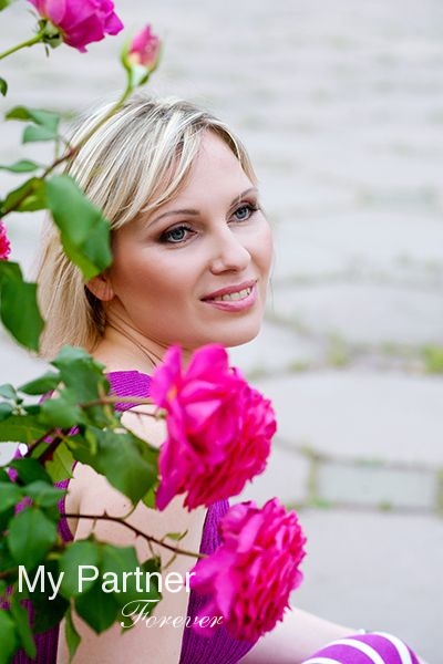 Datingsite to Meet Single Ukrainian Woman Alyona from Zaporozhye, Ukraine