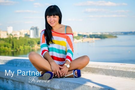 Datingsite to Meet Single Ukrainian Woman Marina from Zaporozhye, Ukraine