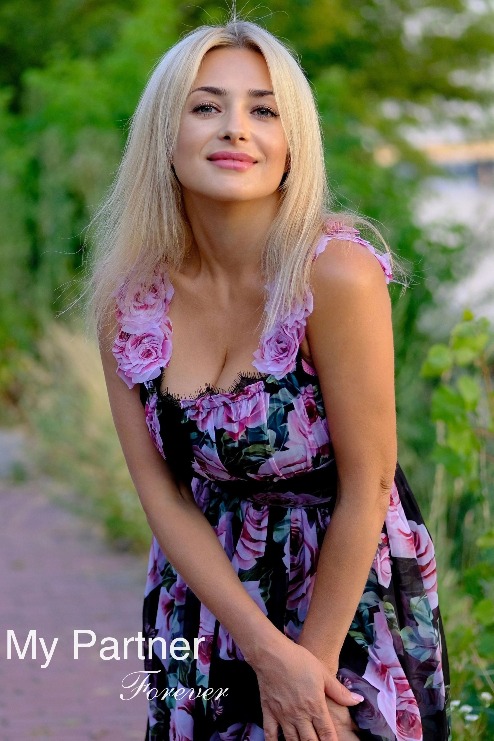Datingsite to Meet Stunning Ukrainian Girl Irina from Kiev, Ukraine