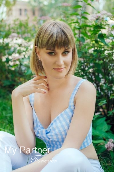 Datingsite to Meet Stunning Ukrainian Woman Nataliya from Zaporozhye, Ukraine