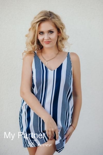 Gorgeous Ukrainian Woman Nona from Zaporozhye, Ukraine