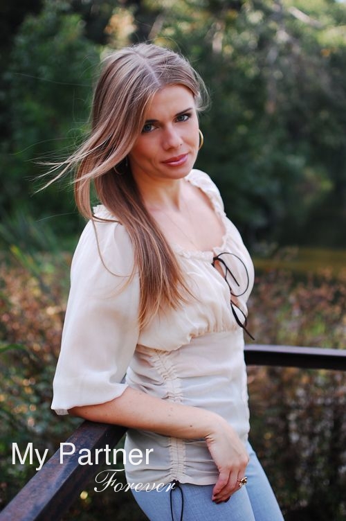 International Matchmaking to Meet Irina from Poltava, Ukraine