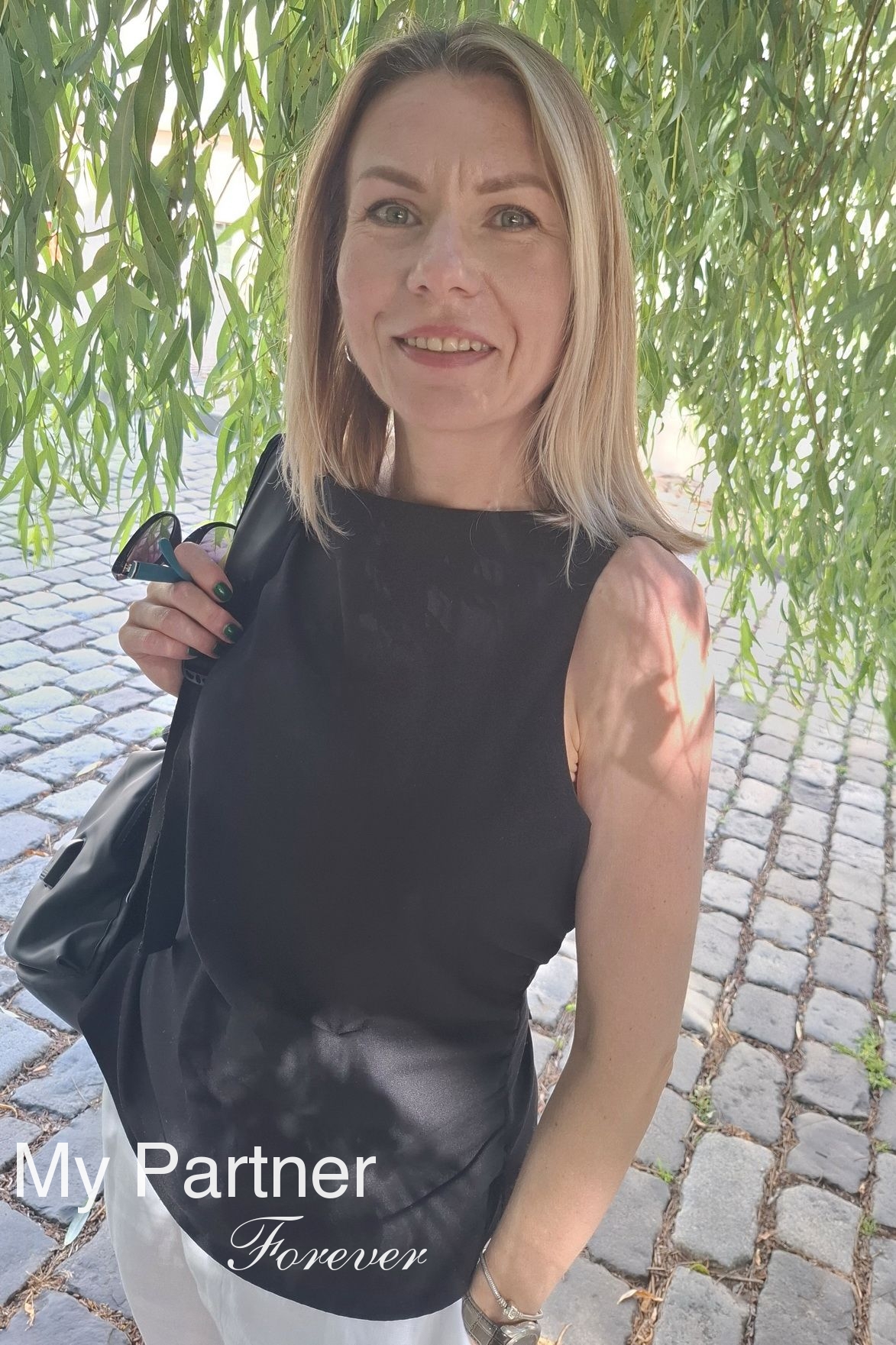 Marriage Agency to Meet Yuliana from Minsk, Belarus