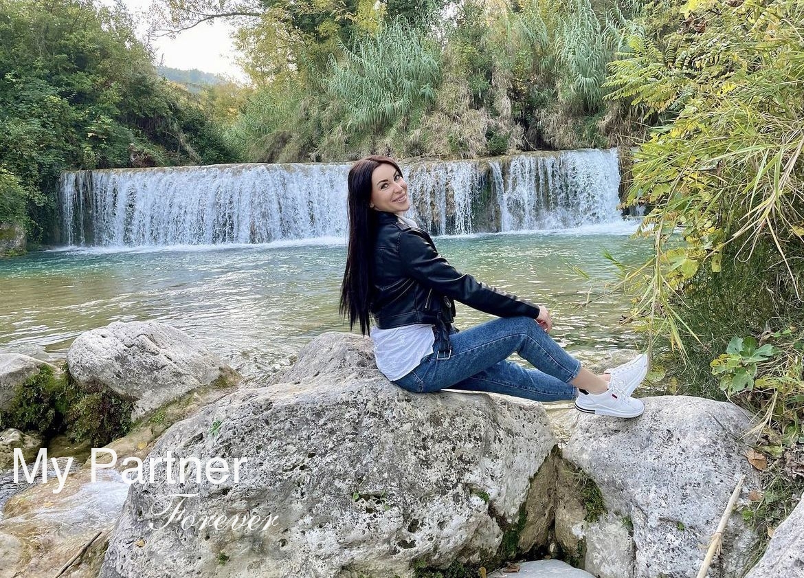 Meet Beautiful Ukrainian Girl Alyona from Dniepropetrovsk, Ukraine