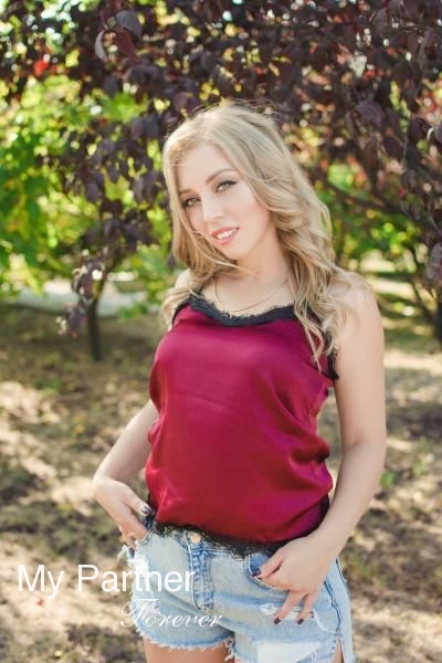 Meet Beautiful Ukrainian Girl Olga from Zaporozhye, Ukraine