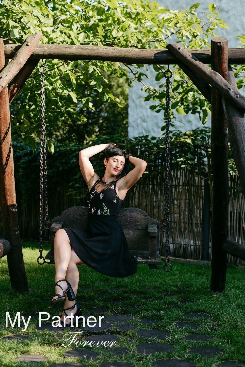 Meet Charming Ukrainian Girl Tatiyana from Ivano-Frankovsk, Ukraine