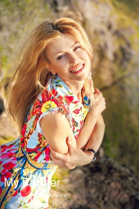 Meet Charming Ukrainian Girl Viktoriya from Zaporozhye, Ukraine