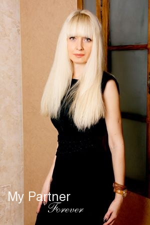 Meet Charming Ukrainian Girl Yanina from Zaporozhye, Ukraine