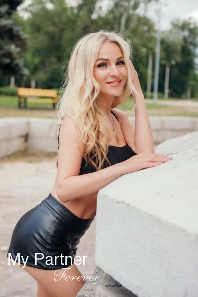 Meet Sexy Ukrainian Woman Marianna from Zaporozhye, Ukraine