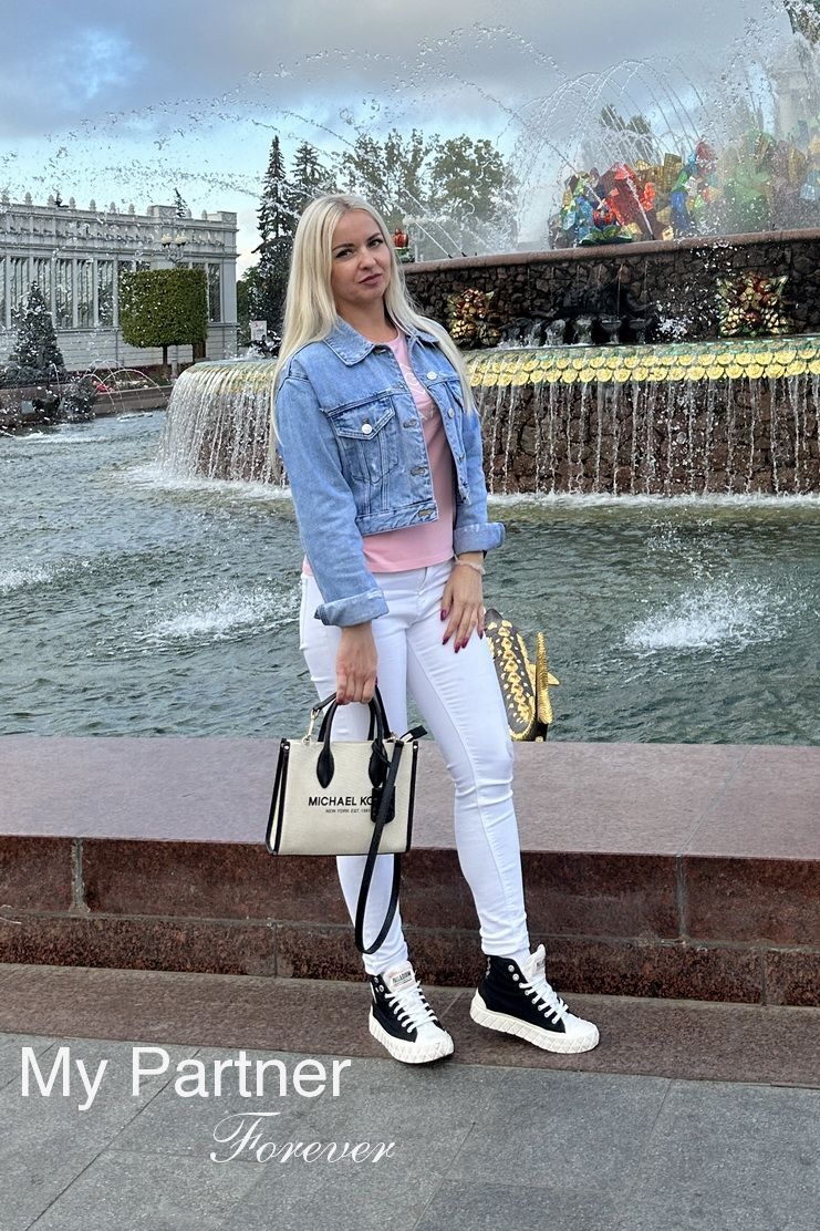 Meet Single Belarusian Woman Alla from Lida, Belarus