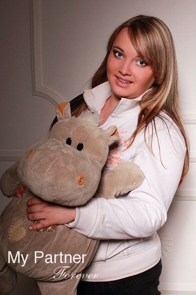 Meet Single Ukrainian Woman Alla from Zaporozhye, Ukraine