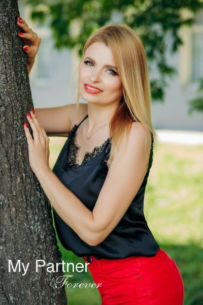 Meet Stunning Ukrainian Girl Irina from Zaporozhye, Ukraine