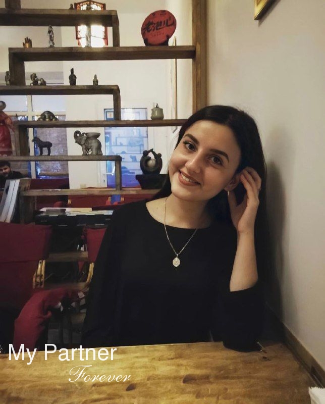 Online Dating with Aleksandra from Poltava, Ukraine
