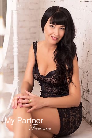 Online Dating with Beautiful Ukrainian Girl Inessa from Zaporozhye, Ukraine