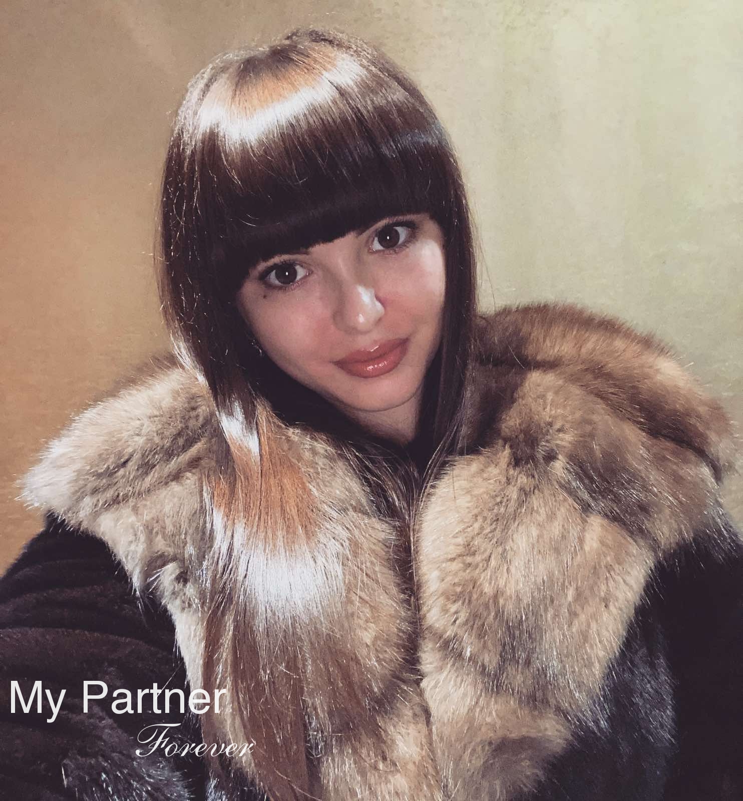 Online Dating with Charming Ukrainian Woman Karina from Poltava, Ukraine