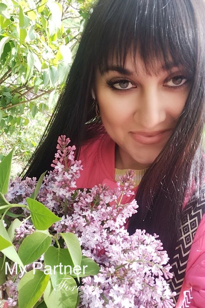Online Dating with Gorgeous Belarusian Girl Veronika from Grodno, Belarus