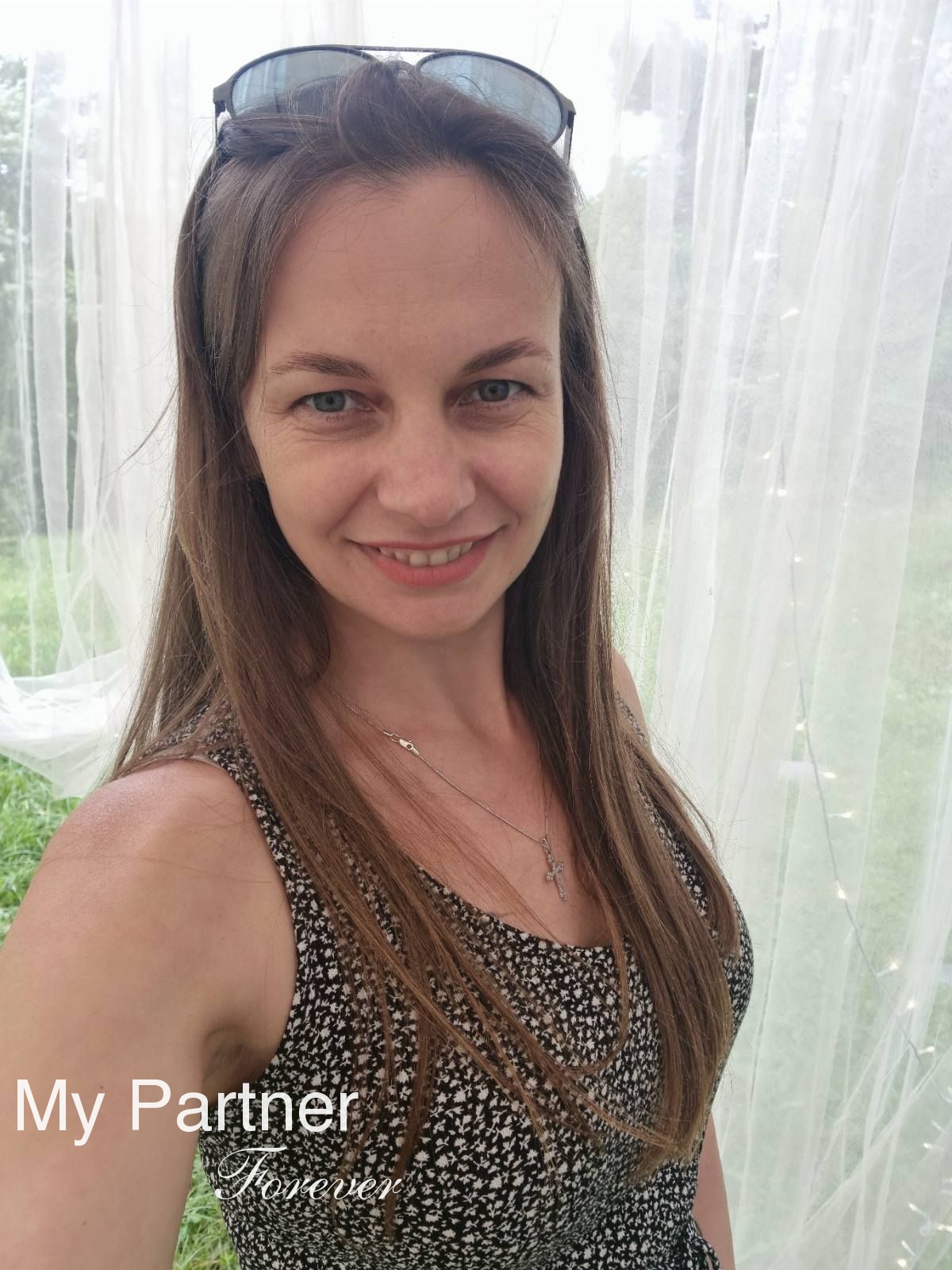 Online Dating with Gorgeous Ukrainian Girl Oksana from Lvov, Ukraine