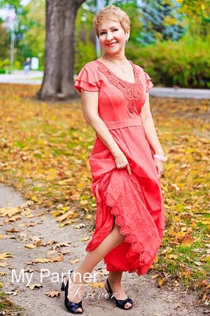 Online Dating with Gorgeous Ukrainian Girl Svetlana from Zaporozhye, Ukraine