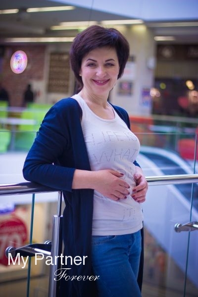 Online Dating with Gorgeous Ukrainian Girl Yuliya from Zaporozhye, Ukraine