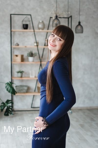 Online Dating with Gorgeous Ukrainian Woman Inna from Zaporozhye, Ukraine