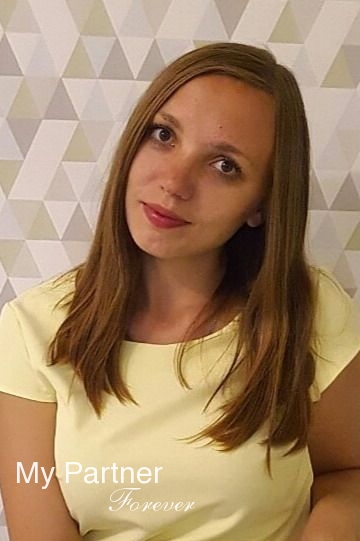 Online Dating with Pretty Belarusian Woman Marina from Borisov, Belarus