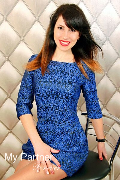 Online Dating with Pretty Ukrainian Girl Anna from Sumy, Ukraine