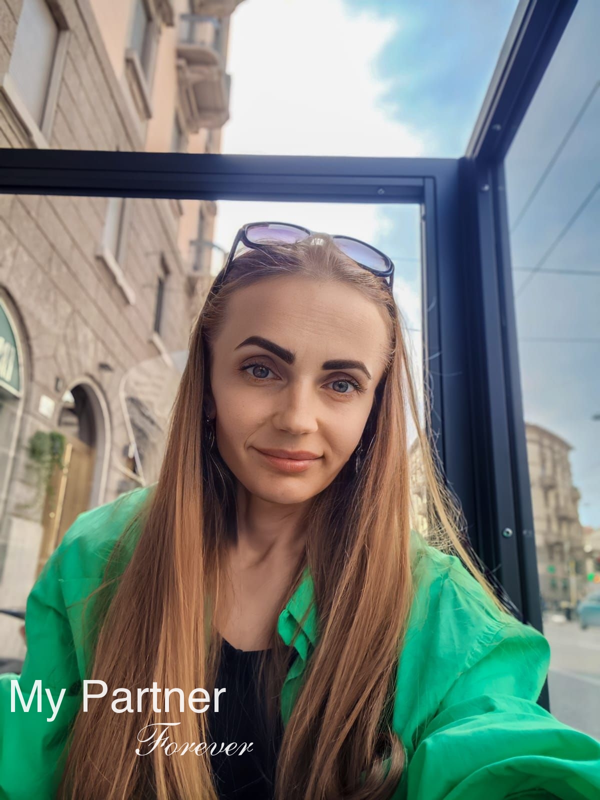 Online Dating with Pretty Ukrainian Woman Rodica from Odessa, Ukraine