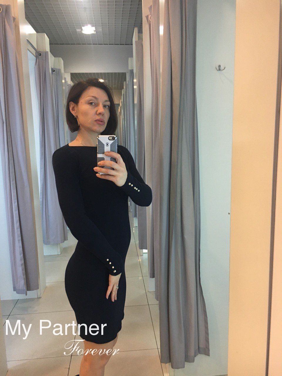 Online Dating with Sexy Ukrainian Woman Alyona from Kiev, Ukraine