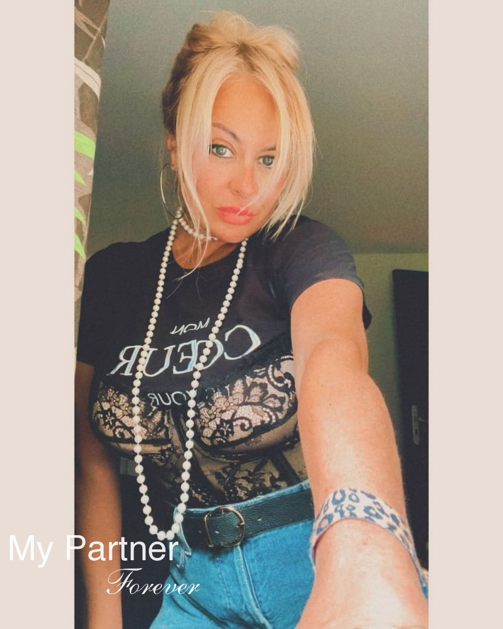 Pretty Girl from Ukraine - Yana from Kharkov, Ukraine