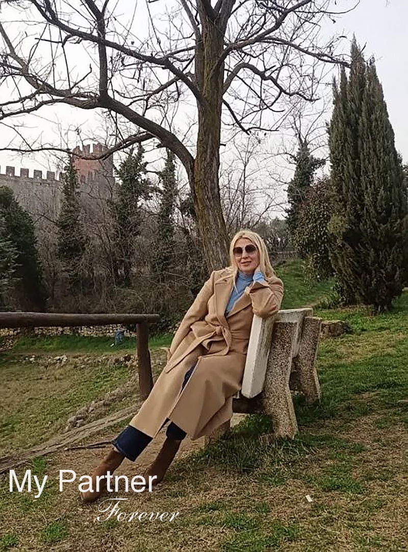 Pretty Russian Bride Yuliya from Almaty, Kazakhstan