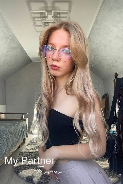 Sexy Woman from Ukraine - Veronika from Lvov, Ukraine