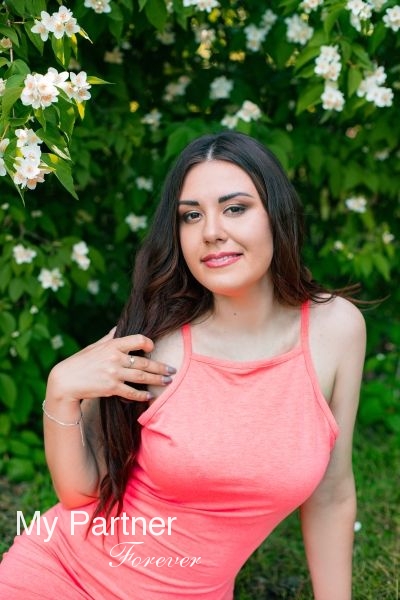 Stunning Ukrainian Lady Kseniya from Zaporozhye, Ukraine