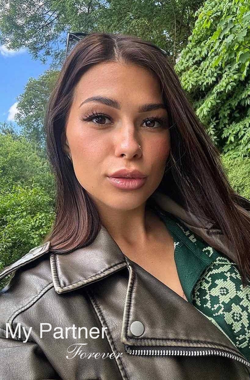 Stunning Ukrainian Woman Ekaterina from Kharkov, Ukraine