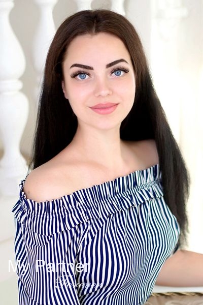 Ukrainian Woman for Marriage - Alyona from Sumy, Ukraine